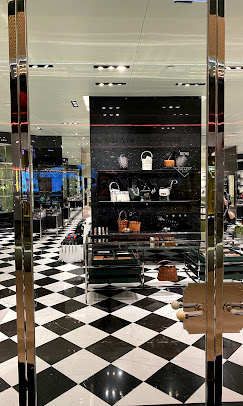 Prada İstanbul Zorlu Center