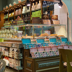 Şekerci Cafer Erol İstinye Park