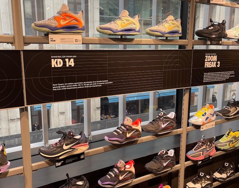 Nike İstiklal
