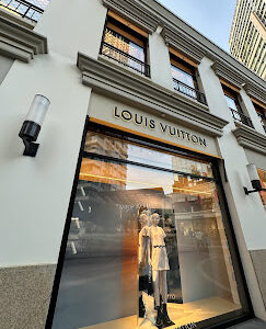 Lous Vuitton