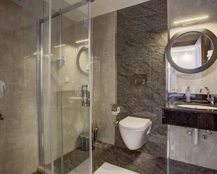 Violin Hotel