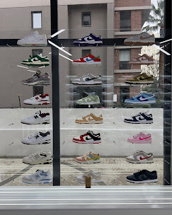Murcielago Sneakers