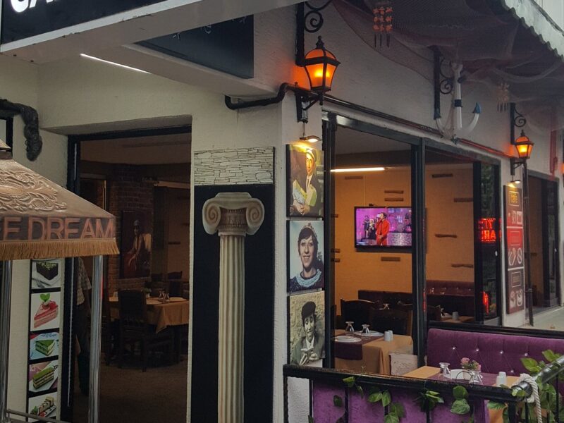 İstanbul Turkish Restaurant