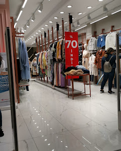 Tuba Butik